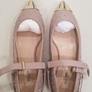 Studded Cap Toe ballerina by Valentino 7.5 size